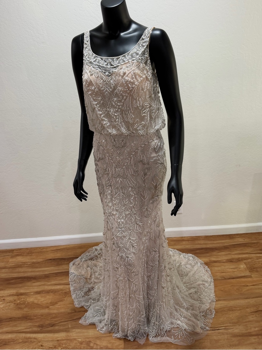 Justin Alexander Signature 99047 Beaded Mermaid Bridal Gown Size 8